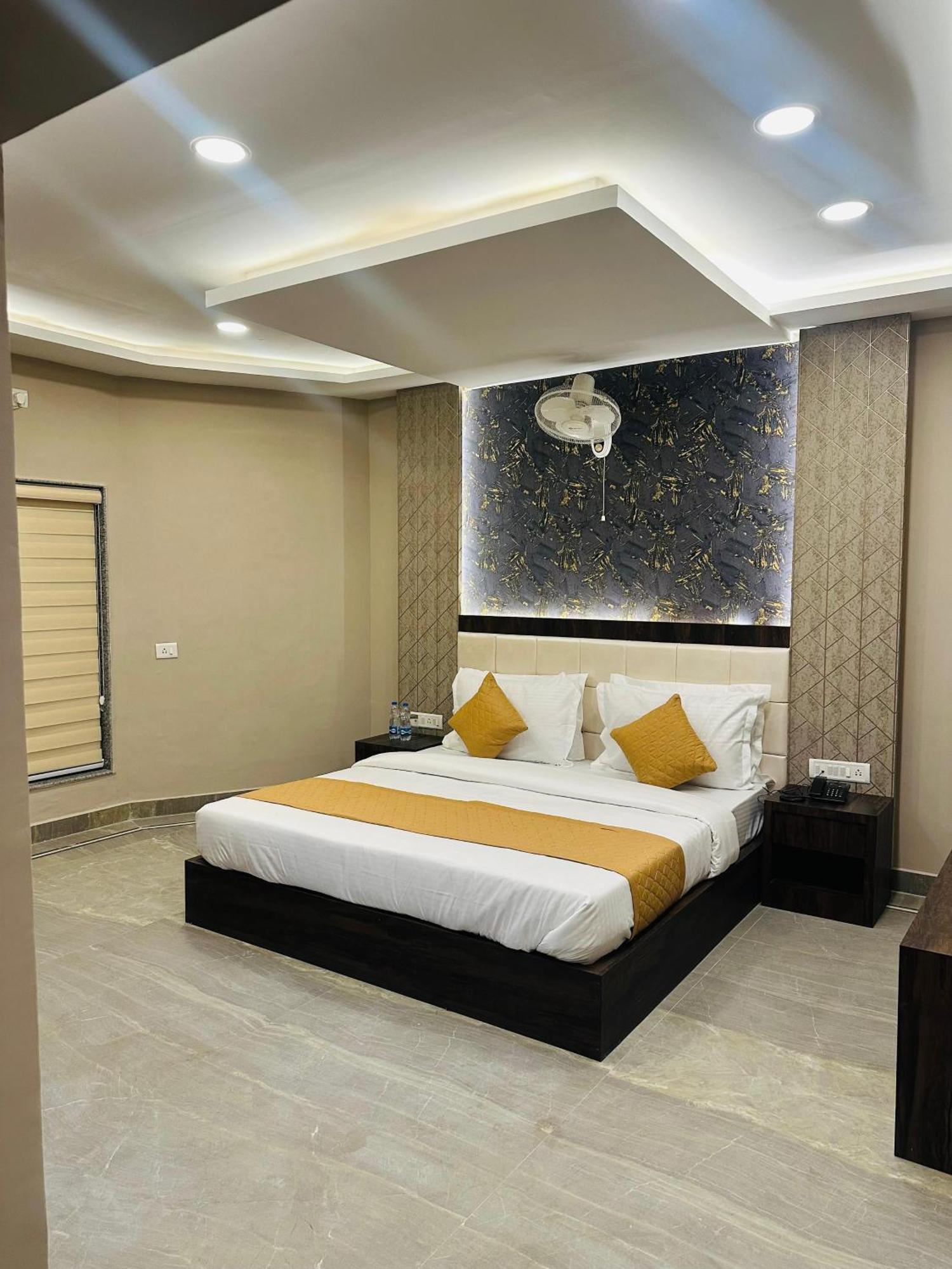 Hotel The Grand Agastya Kaohni Екстер'єр фото