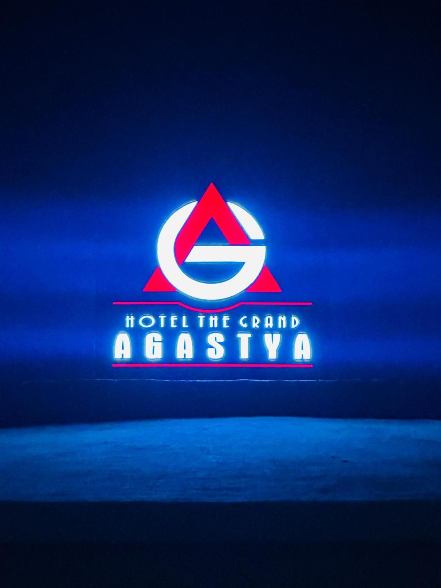 Hotel The Grand Agastya Kaohni Екстер'єр фото